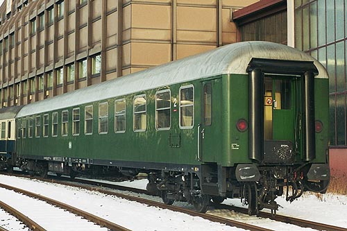 Schnellzugwagen